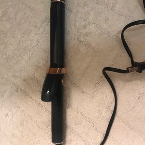 T3 1.25 inch curling iron